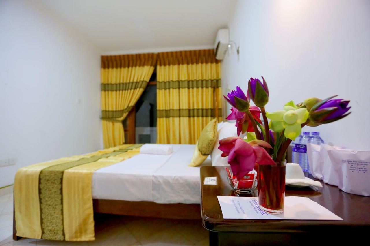 Hotel Mahaweli Spring Sirimalwatta Ngoại thất bức ảnh